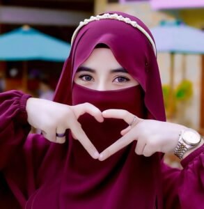 মায়াবী চোখের পিক