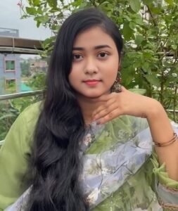 মায়াবী চোখের পিকচার